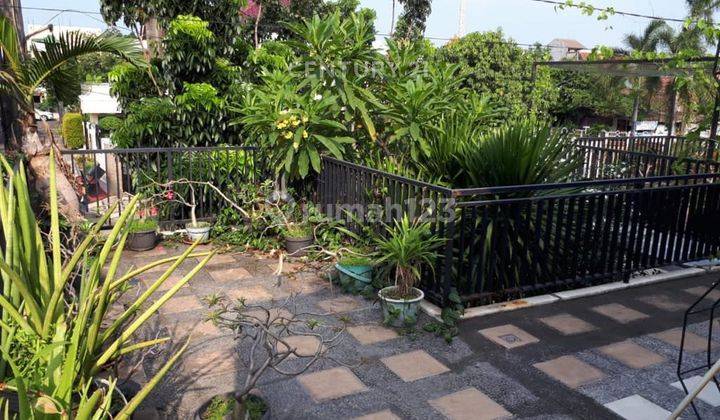 Rumah 3 Lantai Dekat Akses Tol Di Jatibening Estate S8017 2