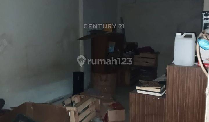 Rumah 2 Lt Dan 6 Unit Kios Lokasi Pinggir Jalan Di Tebet S8027 2