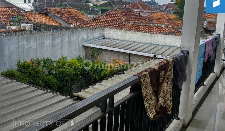 Rumah Terawat Luas N Banyak Kamar Sayap Moch. Toha 2