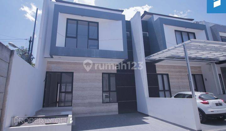 Rumah Baru 2 Lantai Minimalis Modern Sayap Setraduta  1