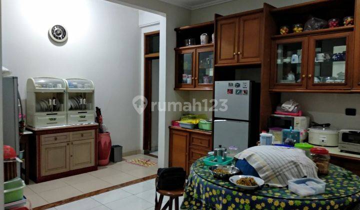 Rumah Hoek 2 Lantai SHM Bagus Unfurnished Sayap Moch. Toha Komplek Kurdi Bandung 2