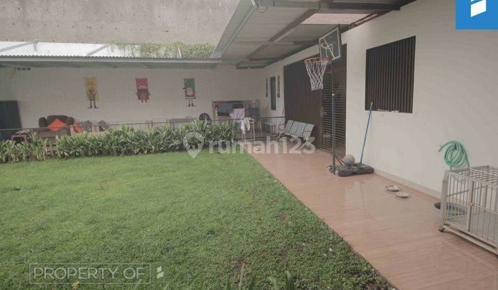 Rumah LUX di kawasan sejuk Cipaku Bandung 2