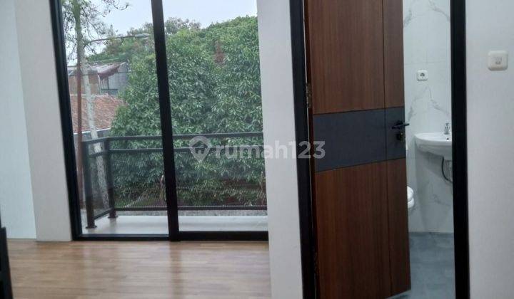 Rumah 2 Lantai SHM Baru tengah kota sayap Muara Peta 1