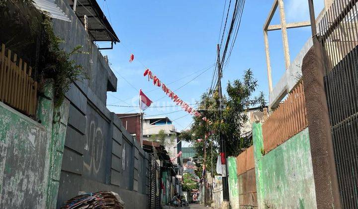 Rumah hitung tanah akses mobil karimun di sayap Otista 1