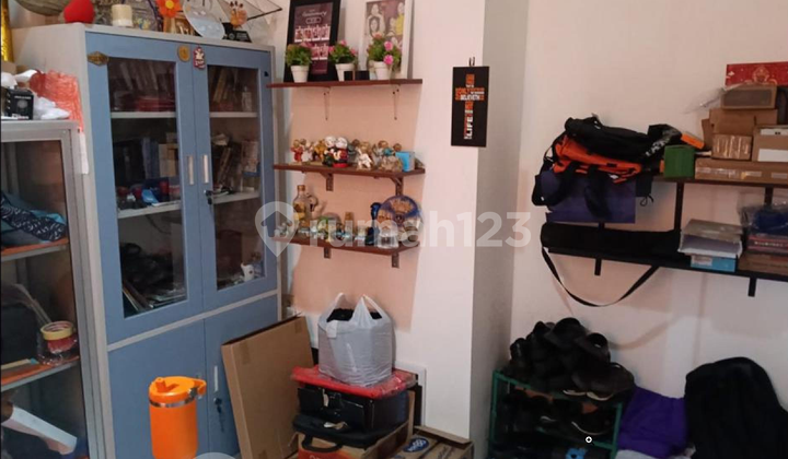 Ready-to-Live Home in One Gate Cluster at Mekar Wangi 1