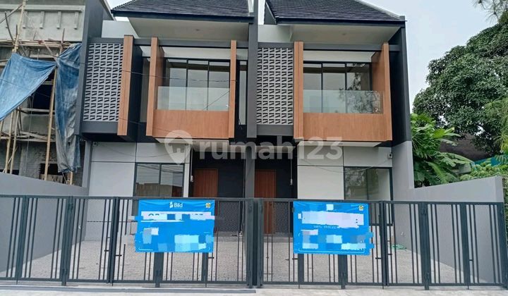 New House with Premium Specs in Mekar Wangi Cluster Front New House with Premium Specs in Mekar Wangi Cluster Front
