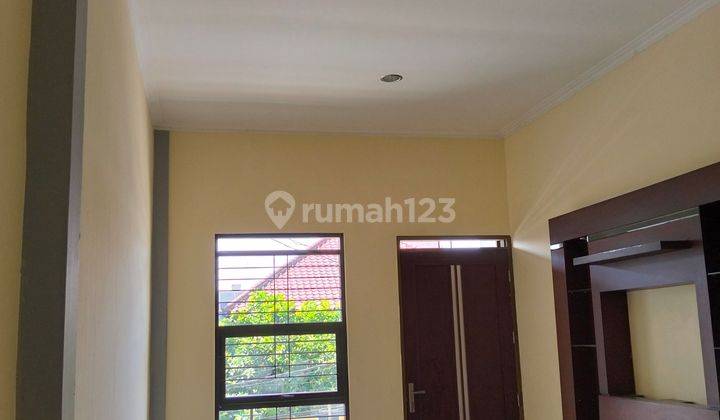 Rumah Siap Huni Jual Cepat Mau Pindah Rumah 2 Lantai Bagus Semi Furnished SHM di Mekar Wangi, Bandung 1