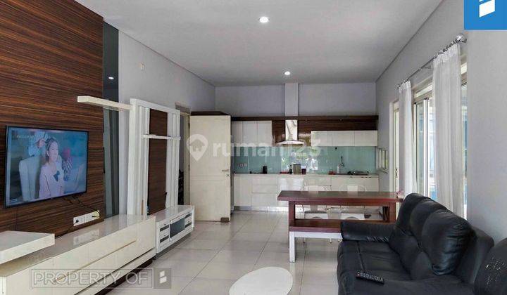 Rumah Hoek View Danau Dan Taman Full Furnished Siap Huni di Kbp 1