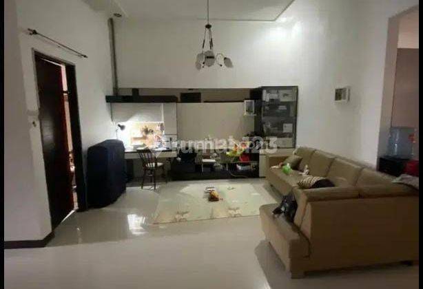 Rumah Bagus Semi Furnished Taman Holis Indah Bandung 1