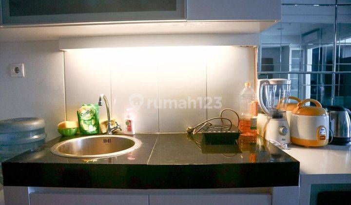 Apartment Dago Suites 1BR Luas 44 Furnished Hadap Kolam 2