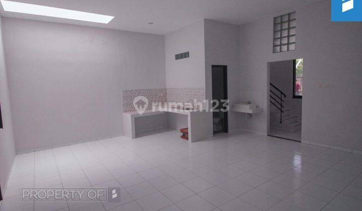 [turun Harga] Rumah Baru Renov 2 Lantai Tki 2 Bandung Shm