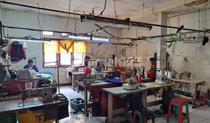 House for sale in Jakasetia, South Bekasi. House for sale in Jakasetia, South Bekasi.