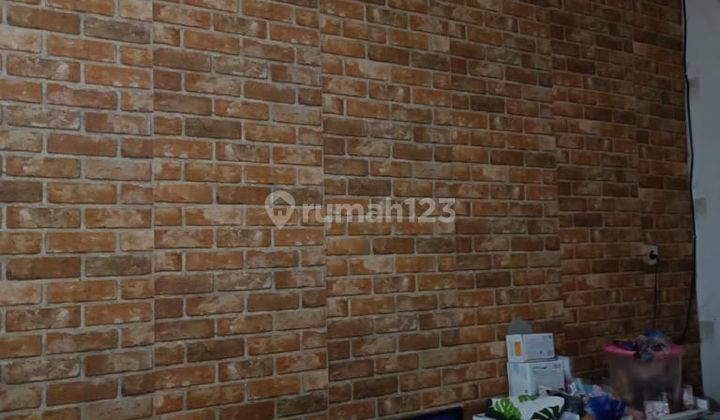Dijual Rumah di Taman Harapan Baru 6