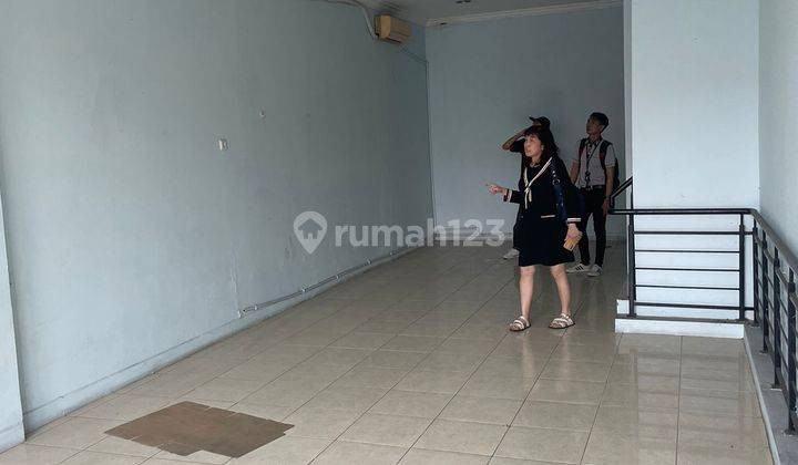 Disewakan Ruko Bulevar Hijau Kota Harapan Indah Bekasi  1