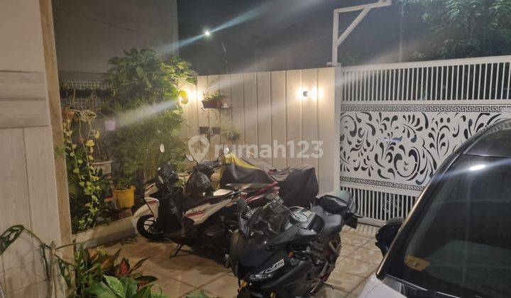 Dijual Rumah Cantik Siap Huni di Metland, Ujung Menteng Jakarta Timur 2