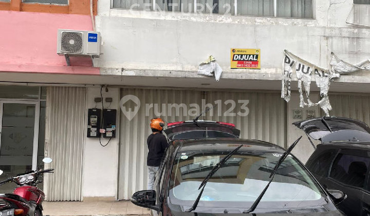 Ruko Gandeng Di Boulevard Arcade Di Jababeka Cikarang