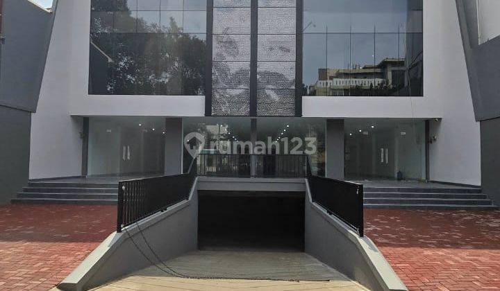 Dijual Gedung Kantor Bebas Banjir Jalan Besar di Kawasan Duren Sawit Jakarta Timur  1