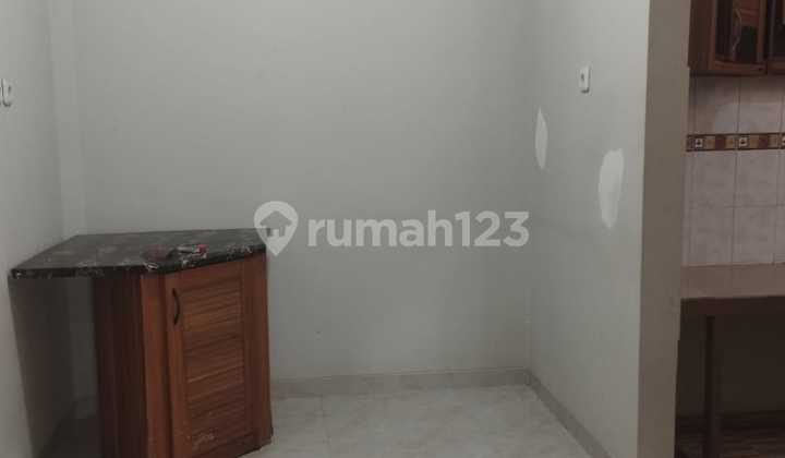 Dijual Cepat  Rumah di Taman Harapan Baru Bekasi  2