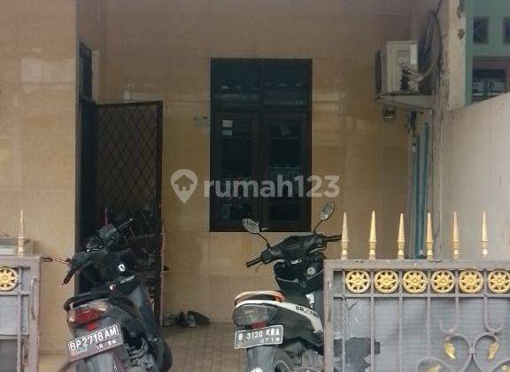 DiJual Rumah di Taman Harapan Baru, Medan Satria Bekasi 2