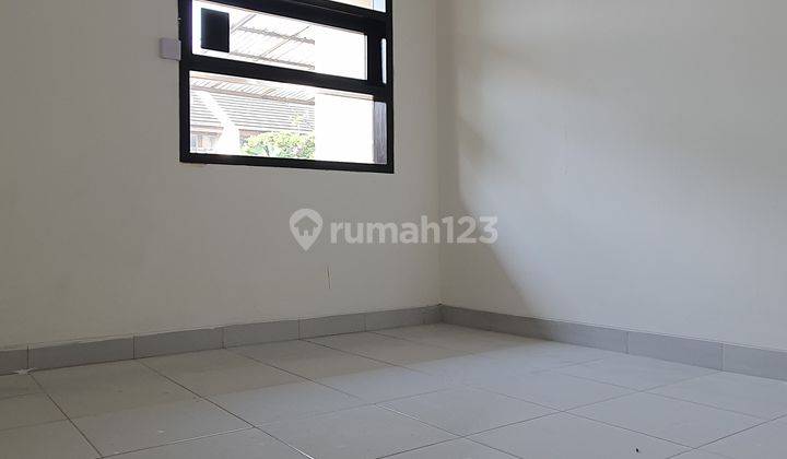 Rumah Cantik dalam Cluster di SVARGA KOPO TKI 4