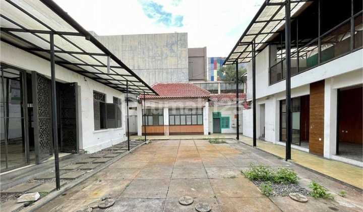 Rumah Gaya Belanda Untuk Ruang Usaha Di Mainroad Sunda Asia Afrka Rumah Gaya Belanda Untuk Ruang Usaha Di Mainroad Sunda Asia Afrka