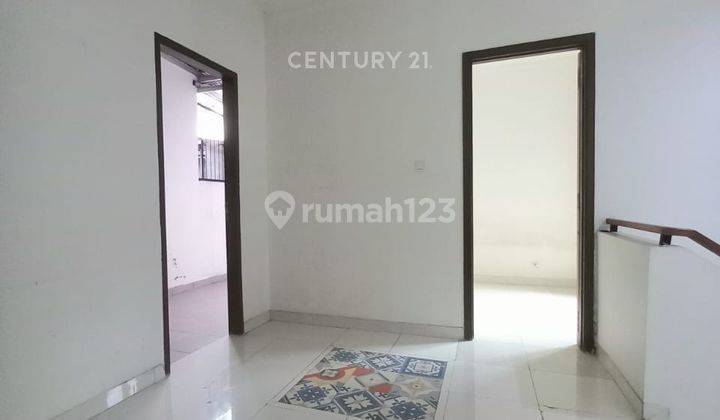 Rumah Dalam Cluster Discovery Bintaro Jaya 7121  2