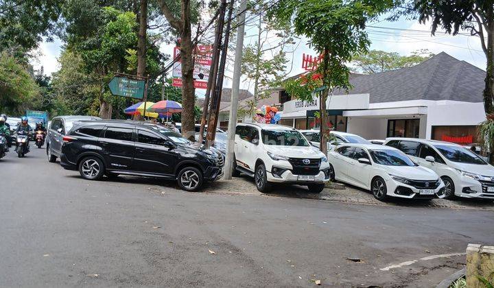 Rumah Klasik Tempo Dulu Pohon2 Rindang 1