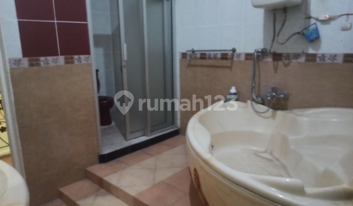 Rumah strategis cocok untuk kantor homestay strategis demangan baru, Gejayan, dekat UGM, UNY, Sanata Dharma, UIN. Lokasi premium, Murah Butuh Uang  10