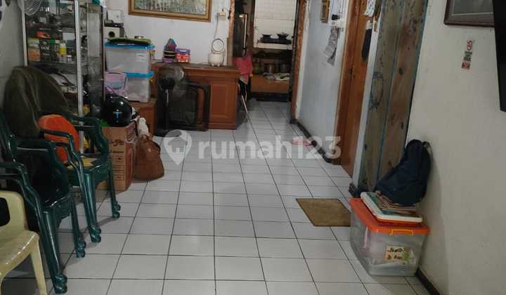 Dijual Rumah dan Kostan Kebon Kacang Jakarta Pusat 2
