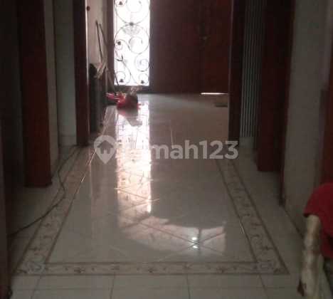 Dijual Rumah Tanjung Duren Jakarta Barat 2