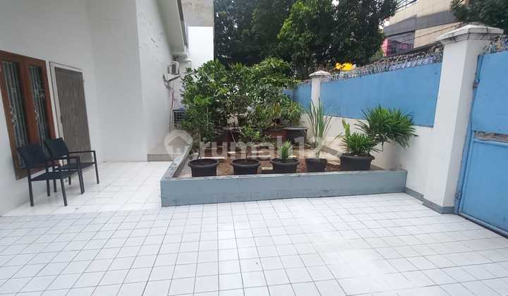 For Sale: House in a Strategic Location, Tanjung Duren, West Jakarta 2