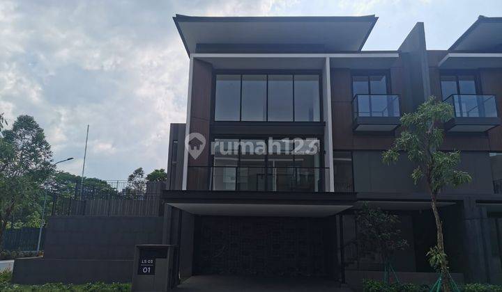 Rumah Mewah 3 Lantai Ada Lift Cluster Laurel View Botanical Park 1