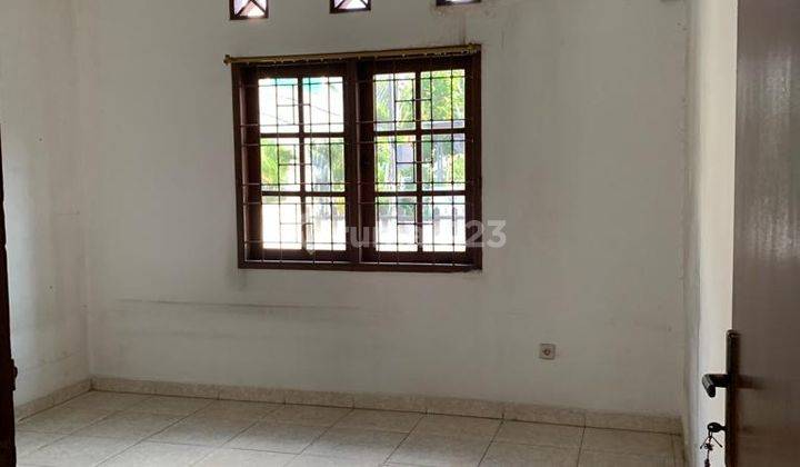 Dijual Rumah Siap Huni Rumah Di Meruya Indah 2