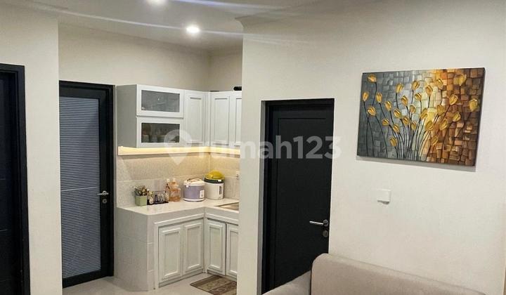 Rumah Furnished Baroni Symphonia Summarecon