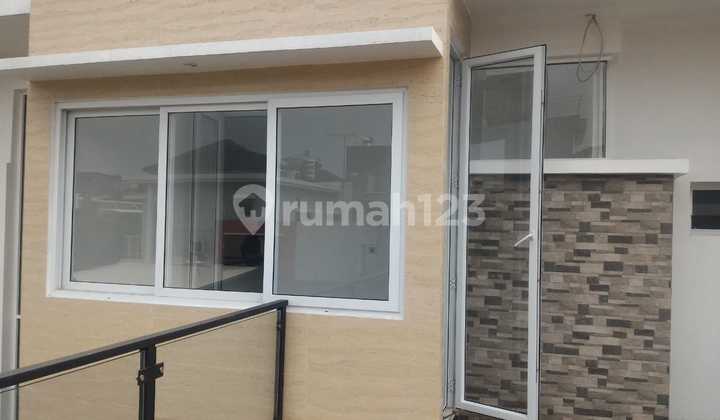 Dijual Rumah Siap Huni Rapih Di Golf Lake Residence