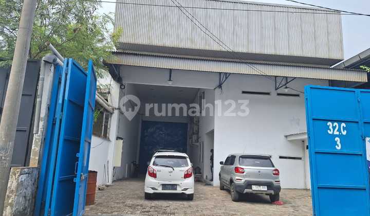 Rent Ready-to-Use Warehouse Margomulyo Permai West Surabaya Rent Ready-to-Use Warehouse Margomulyo Permai West Surabaya
