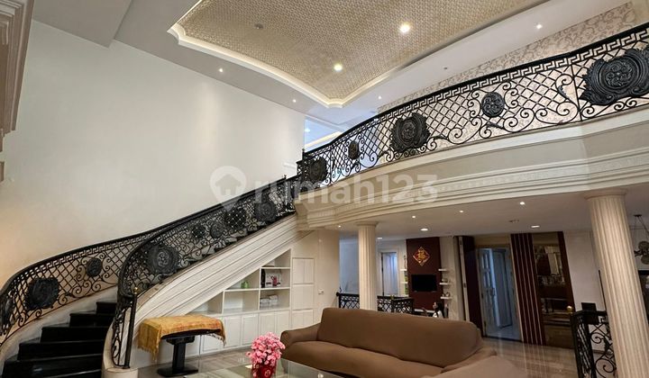 Langka!! Jarang Ada! Mewah Classic Modern Vila Bukit Mas Surabaya 1
