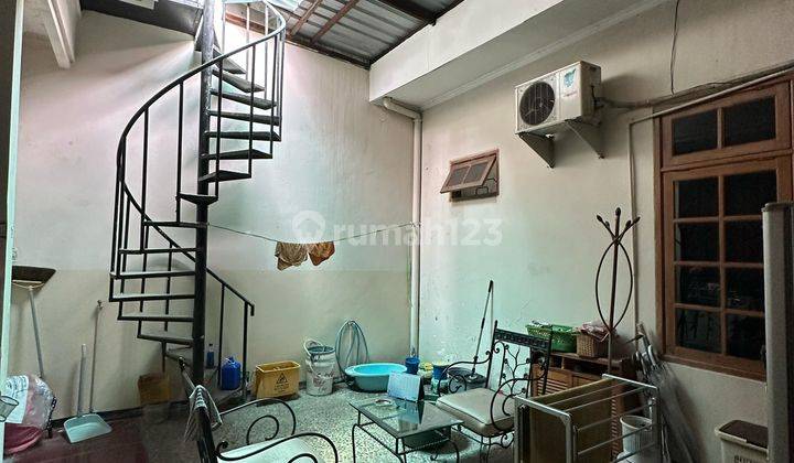 Rumah Lokasi Strategis Simpang Darmo Permai Utara Surabaya Barat 2