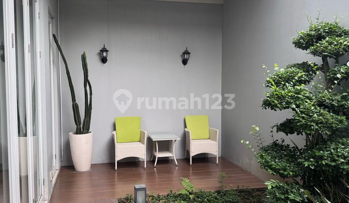 Rumah Mewah Siap Huni Luar Cluster Royal Residence Surabaya Barat Rumah Mewah Siap Huni Luar Cluster Royal Residence Surabaya Barat