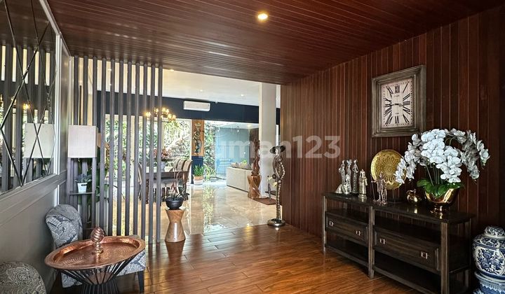 Rumah Mewah Minimalis Tropical Furnished Citraland Utama Surabaya 2