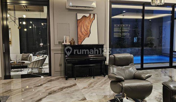 Luxury Premium House Graha Famili Surabaya Elegant High Class 1