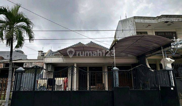 Rumah Lokasi Strategis Simpang Darmo Permai Utara Surabaya Barat 1