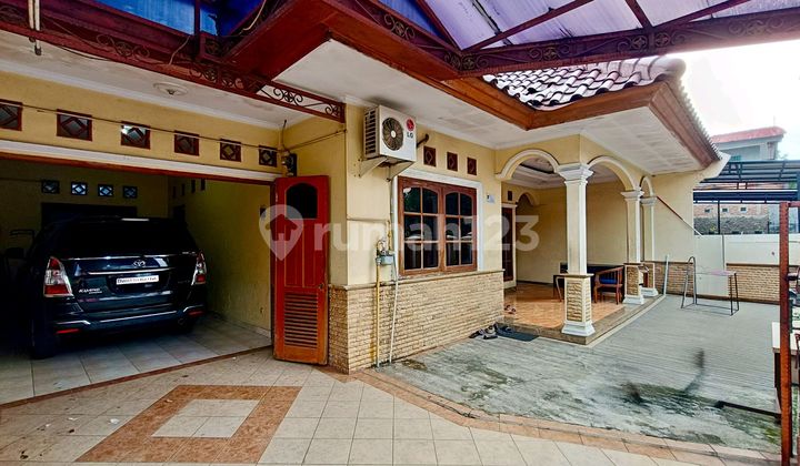 Rumah di Tengah Kota Depok - Beji, Dekat Stasiun dan Mall 2