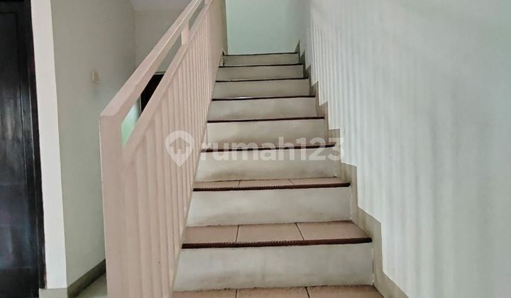 RUMAH SIAP HUNI DAN STRATEGIS DEKAT PINTU TOLL SAWANGAN DEPOK 2