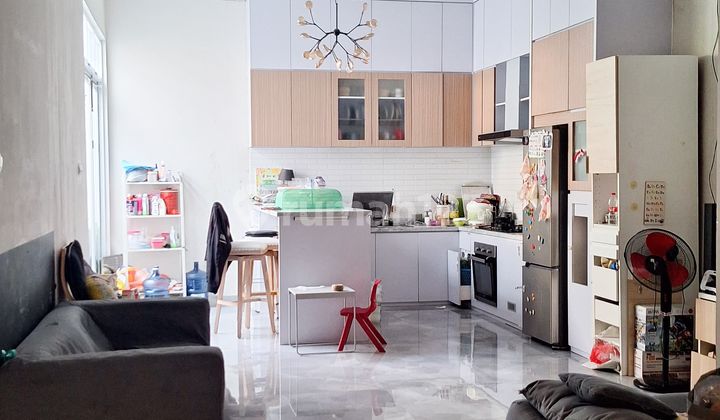 Modern Hook House in Disawangan Depok with NJOP Price 2