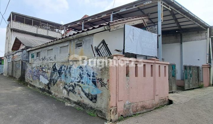 Rumah Nyaman Dekat Rumah Sakit Aulia dan Stasiun Lenteng Agung