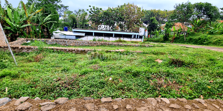 Tanah di Dekat Exit Tol Cileunyi, Bandung SHM 156 m² 2