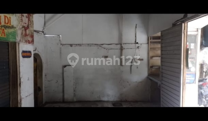 For Rent: Amir Mahmud Shophouse Bandung Main Road Former Padang Restaurant