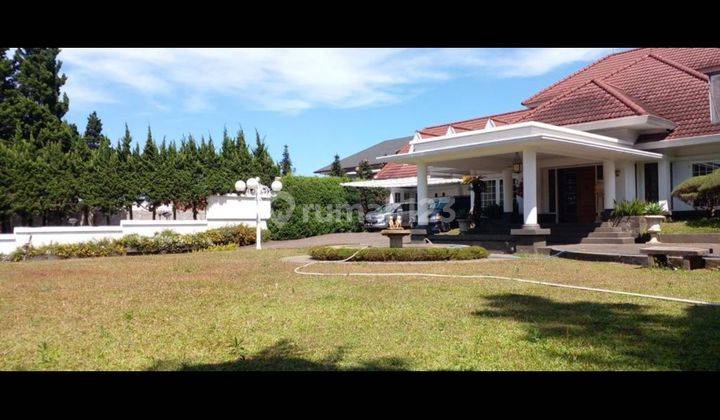 Dijual Rumah Rasa Villa Dengan Pemandangan Alam Di Lembang 1