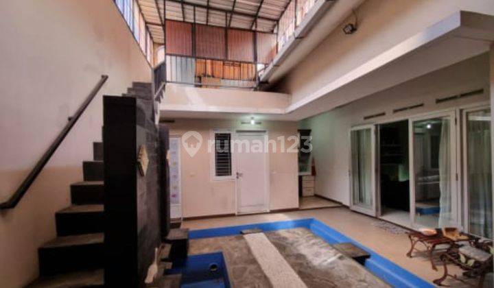 Disewakan Rumah Full Furnish Kota Baru Parahyangan  2